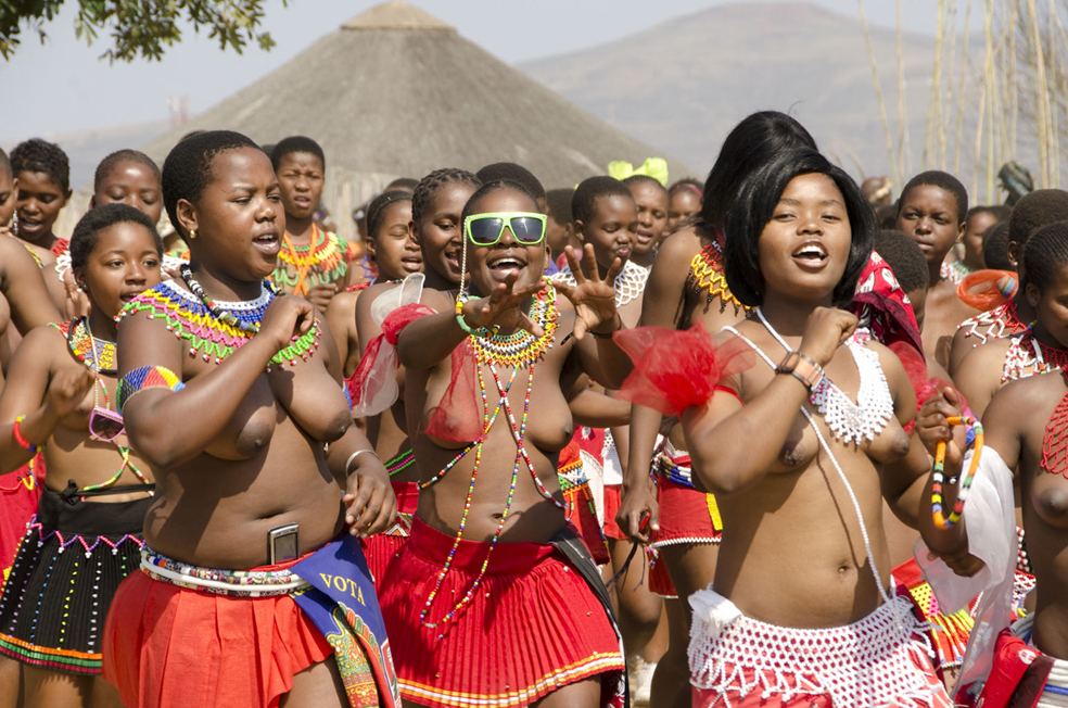 Umhlanga Reed Dance Ceremony, Swaziland / Танец тростника Свазиленд